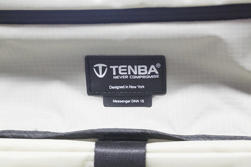 TENBA Messenger DNA 15_13