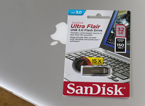 SANDISK ULTRA FLAIR USB 3.0 FLASH DRIVE_01