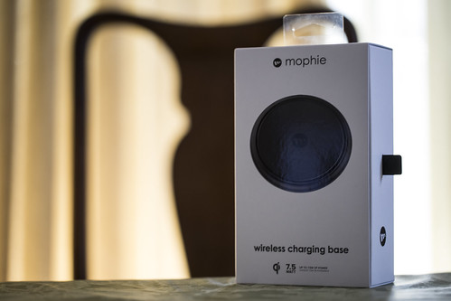 mophie wireless charging base_02