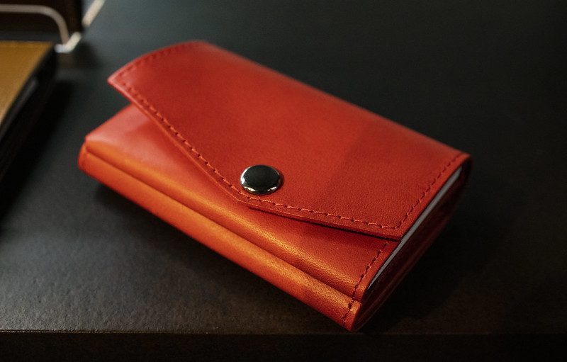 abrAsus 小さい財布ブッテーロレザー版に新色 – mono-logue