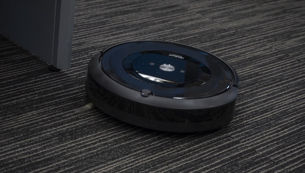 iRobot_Roomba_e5_20