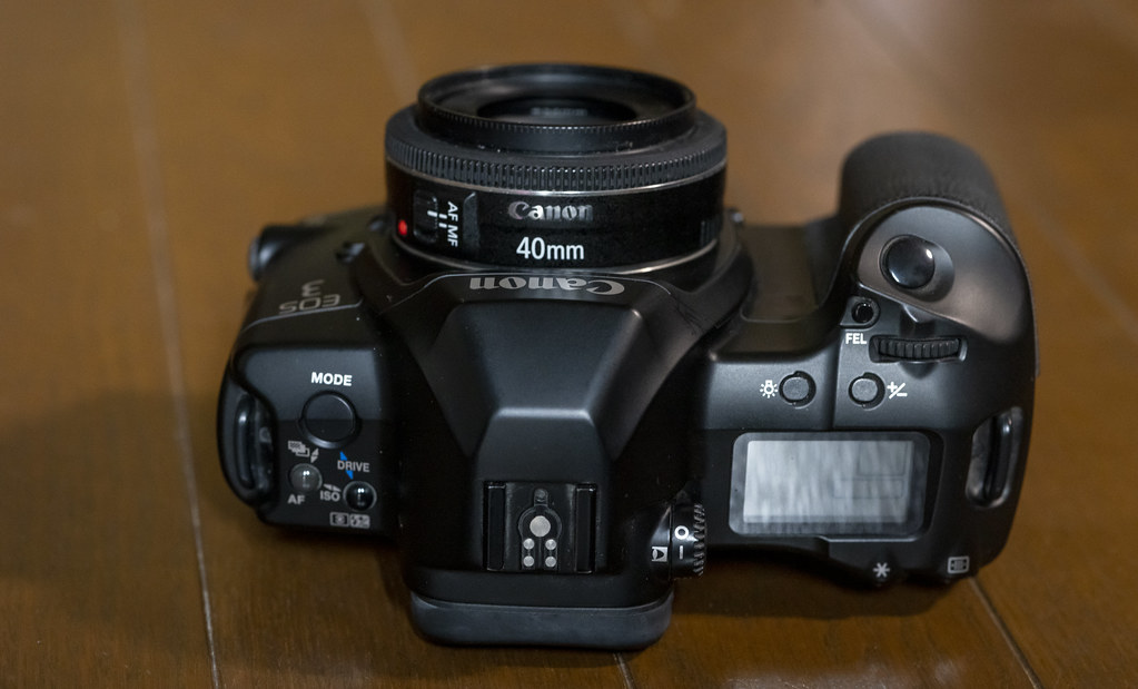 EF40mm  F2.8 STM